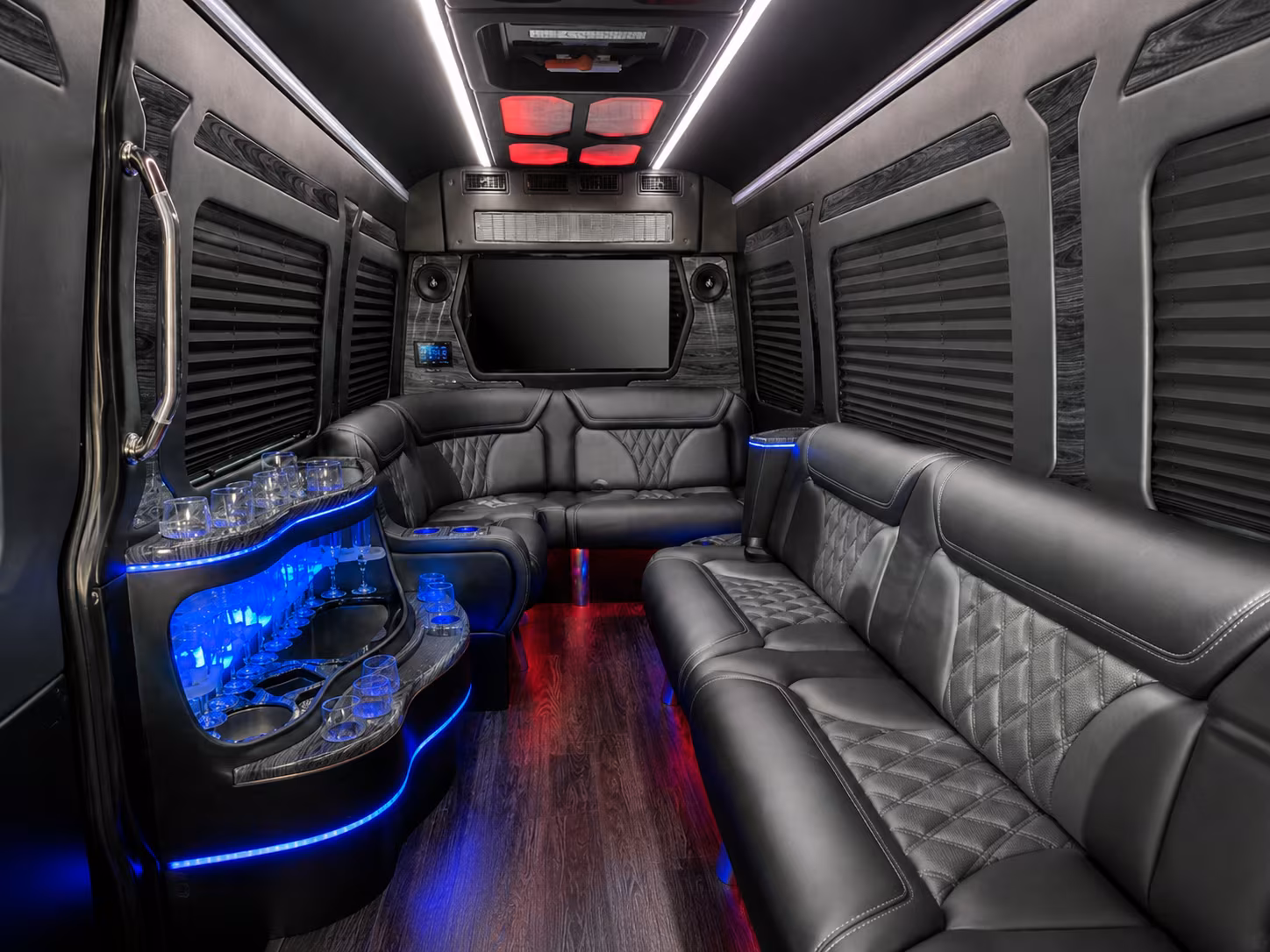 bus rental options for minneapolis trips