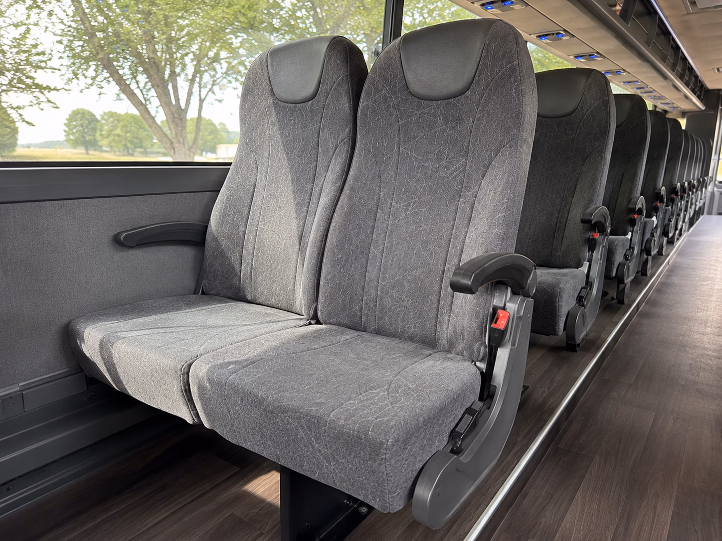 employee shuttles for minneapolis offices and job sites