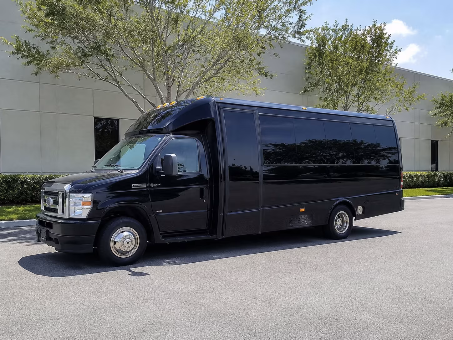 minneapolis family reunion and vacation bus rentals