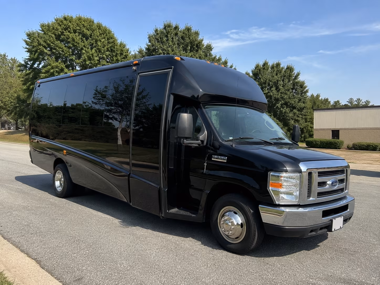 minneapolis government meeting and conference shuttles