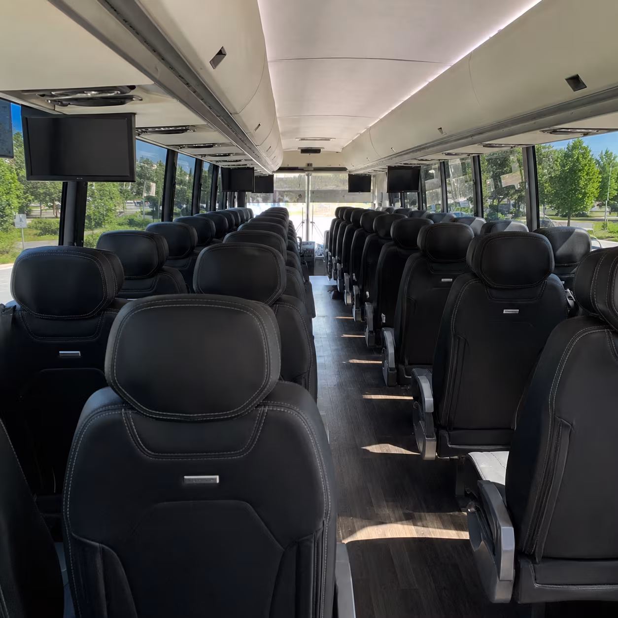 minneapolischarter bus services